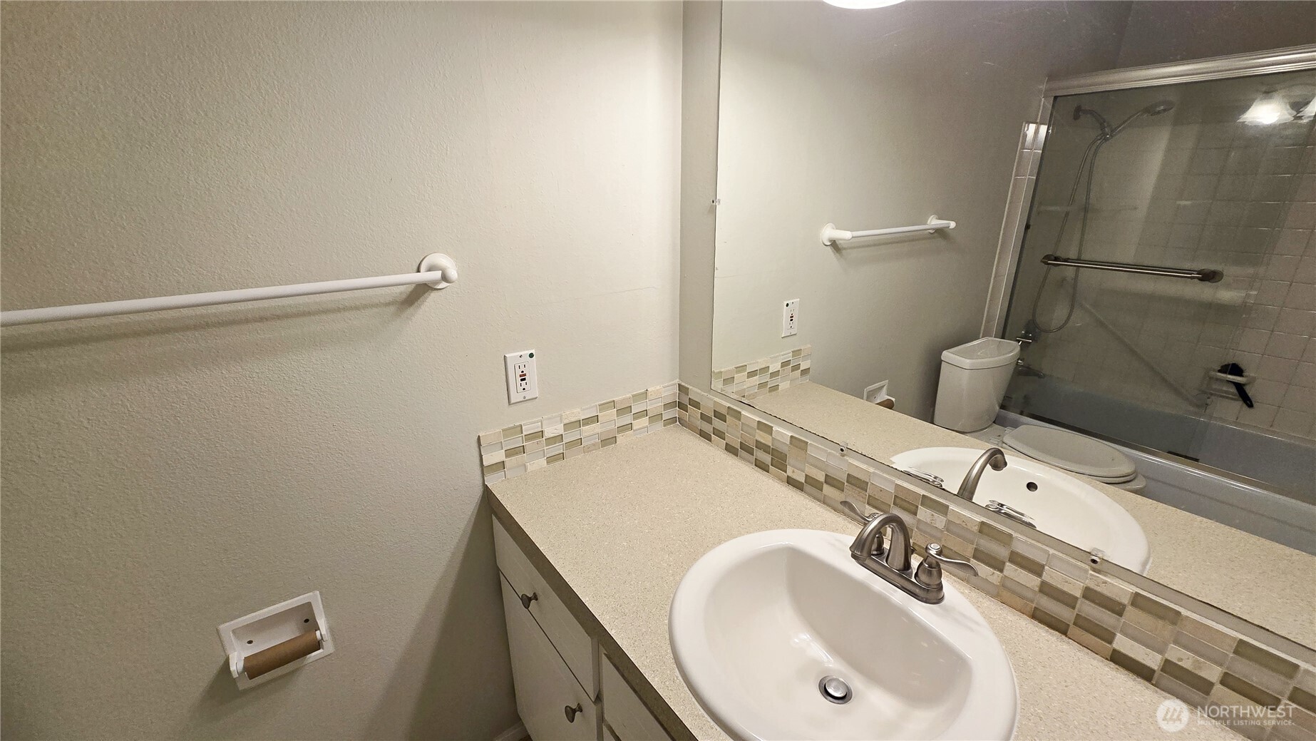 11010 NE 68th Street #627, Kirkland, WA 98033