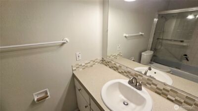 11010 NE 68th Street #627, Kirkland, WA 98033 - Photo 8