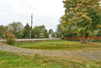 54 XX NE 4th , Renton, WA 98059