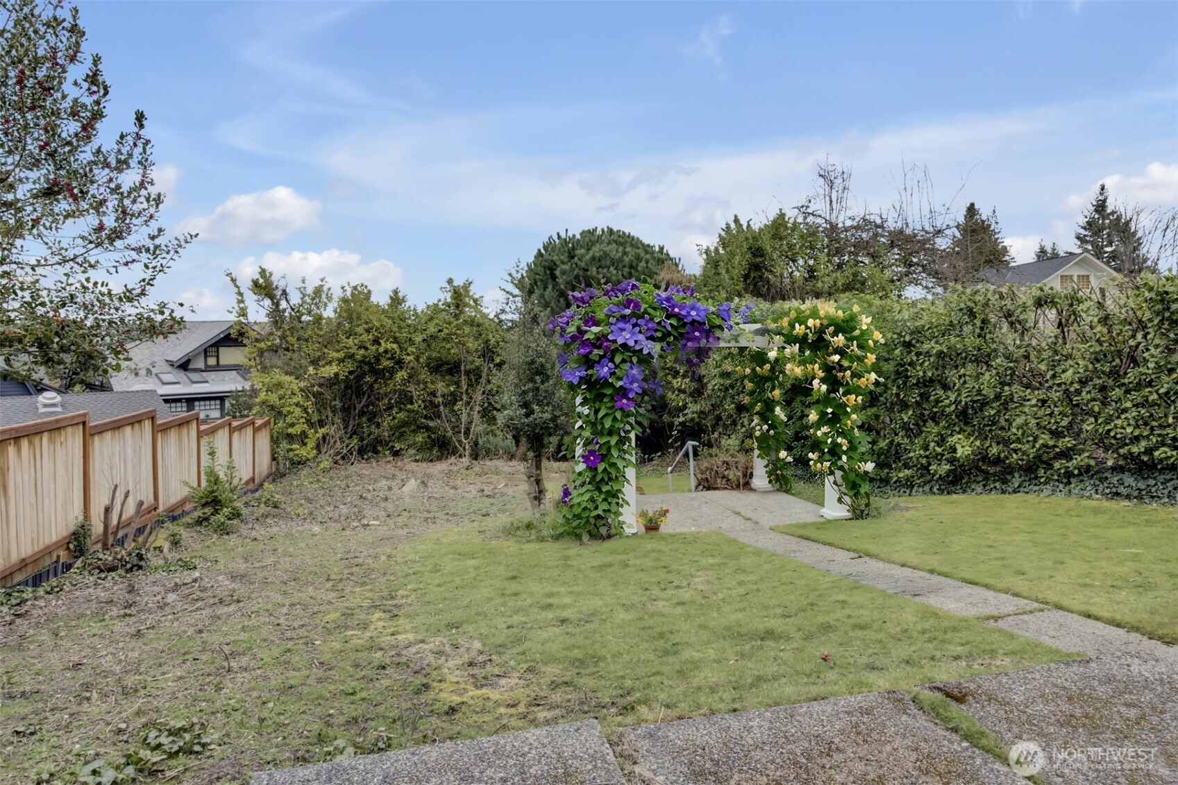 1612 22nd Avenue E, Seattle, WA 98112