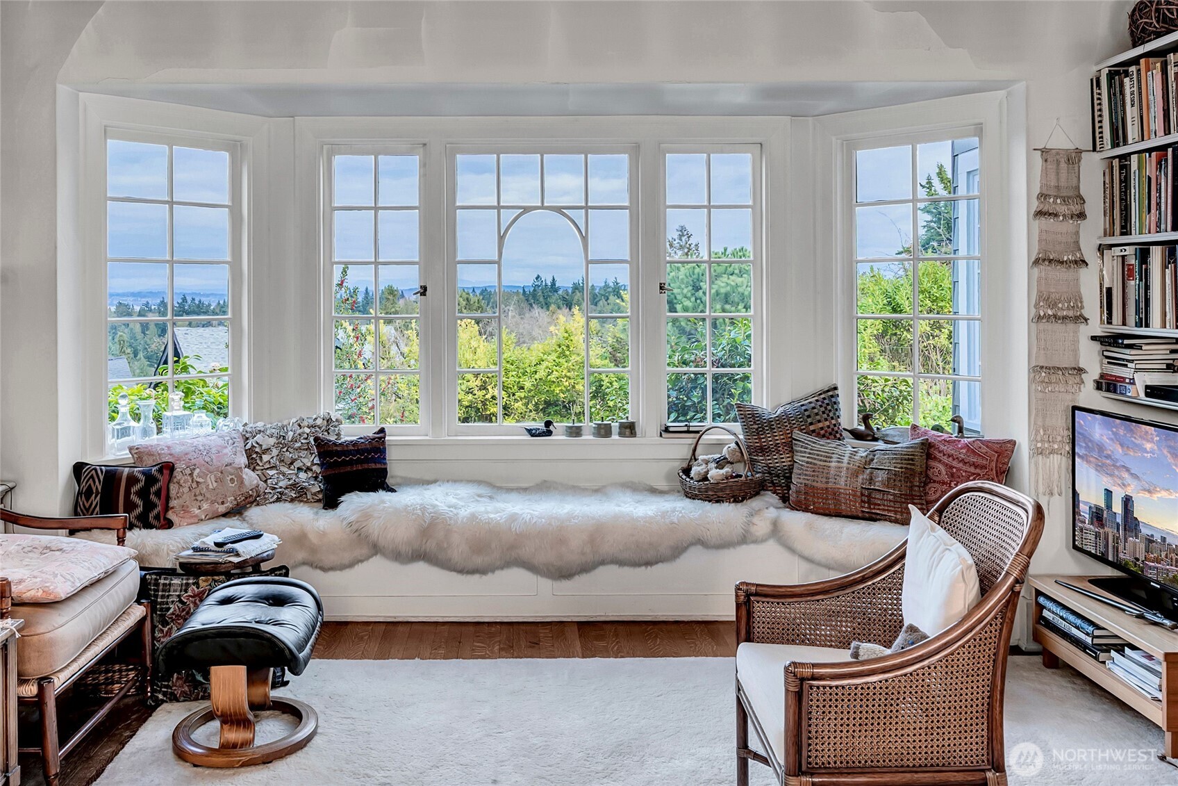 1612 22nd Avenue E, Seattle, WA 98112