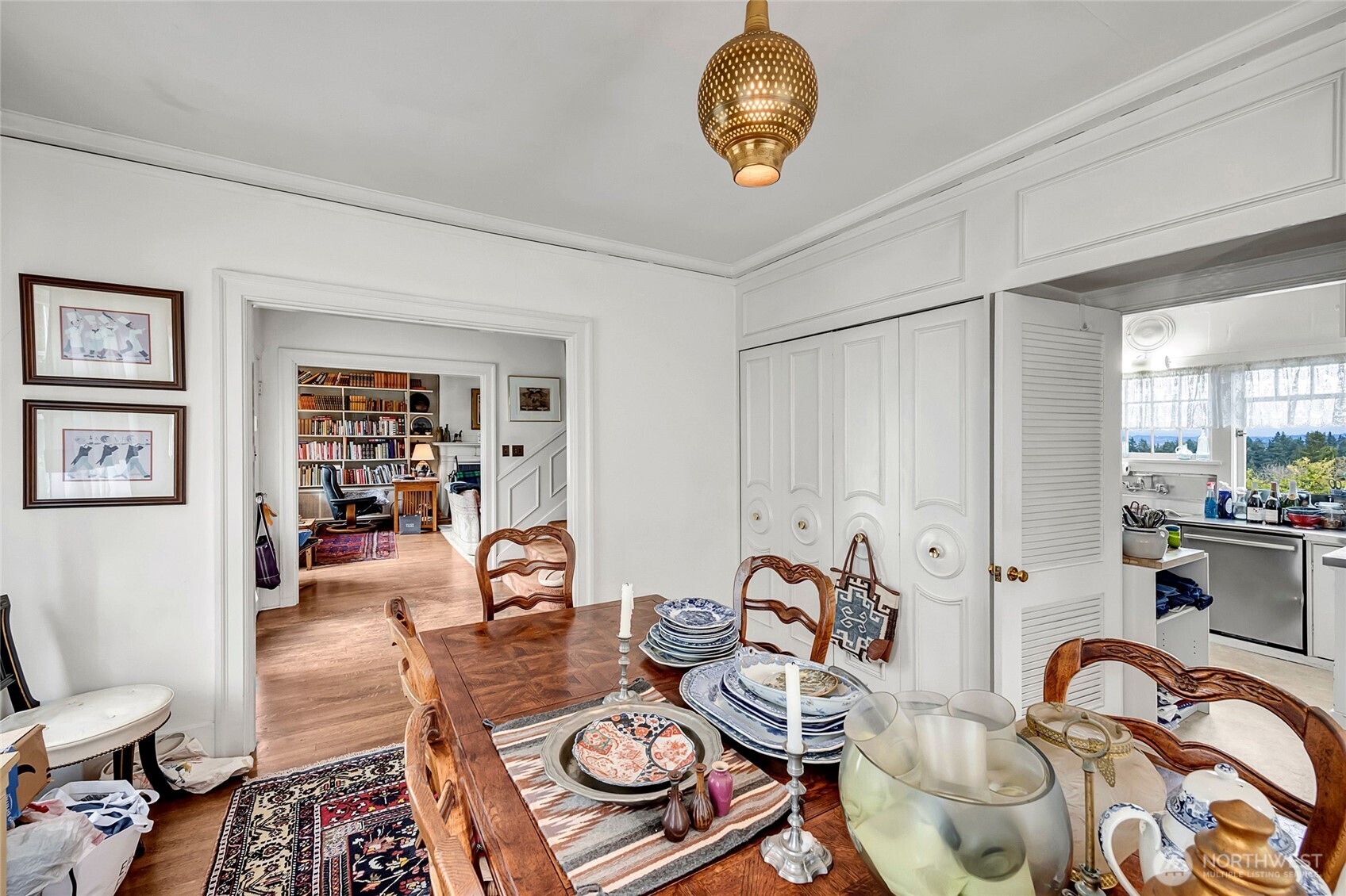 1612 22nd Avenue E, Seattle, WA 98112