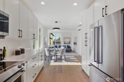 9013 14th Avenue SW, Seattle, WA 98106 - Photo 11