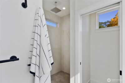 9013 14th Avenue SW, Seattle, WA 98106 - Photo 27