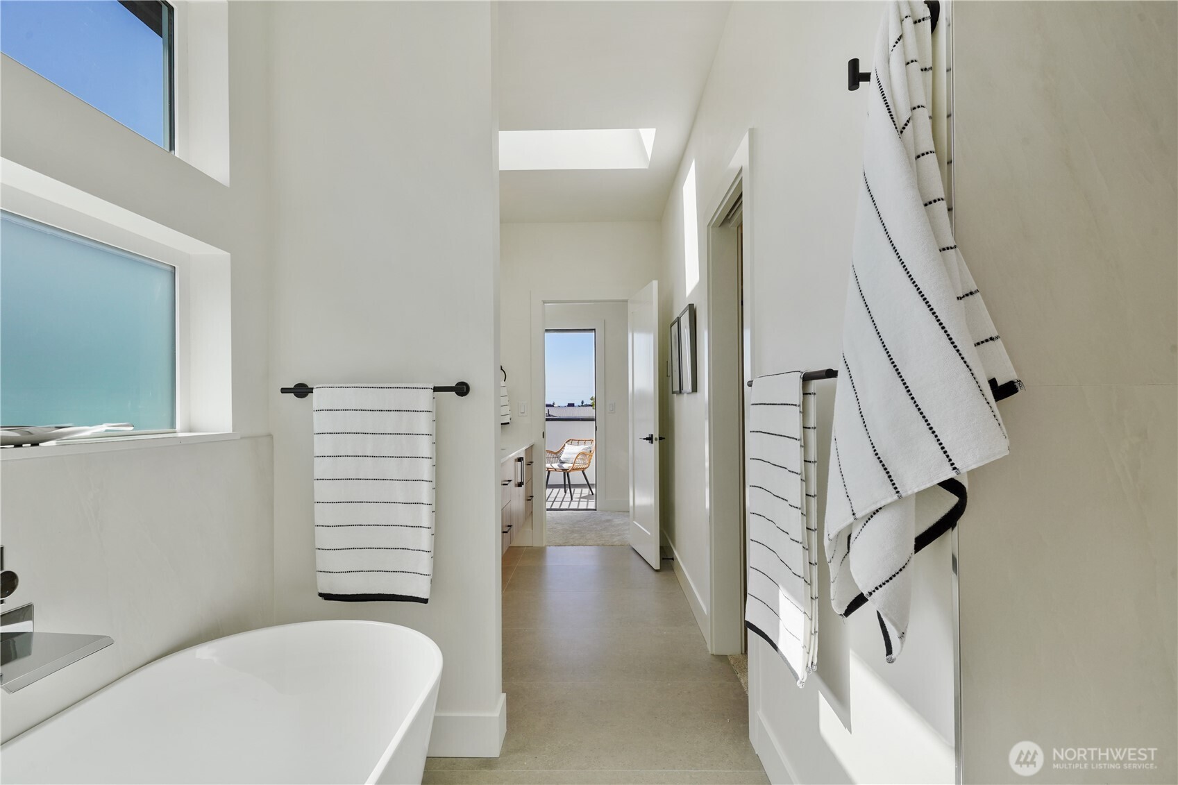 9013 14th Avenue SW, Seattle, WA 98106