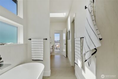 9013 14th Avenue SW, Seattle, WA 98106 - Photo 28