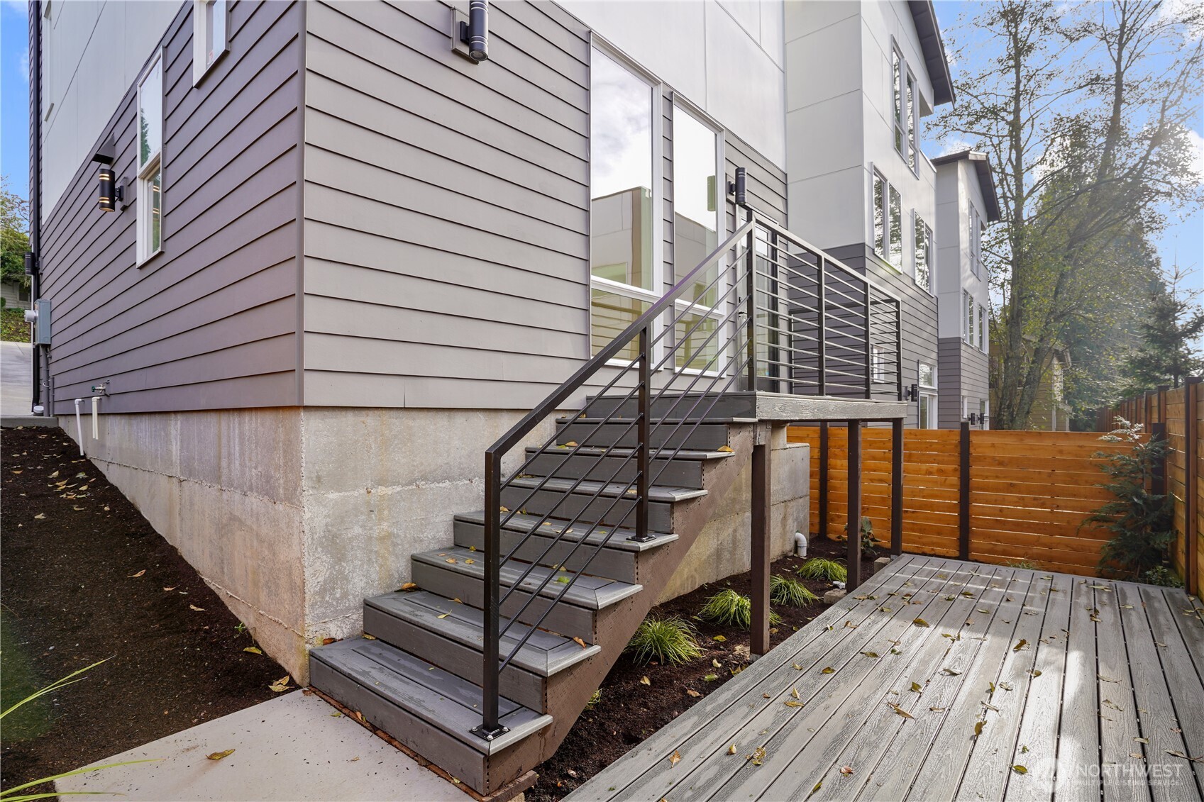 9013 14th Avenue SW, Seattle, WA 98106