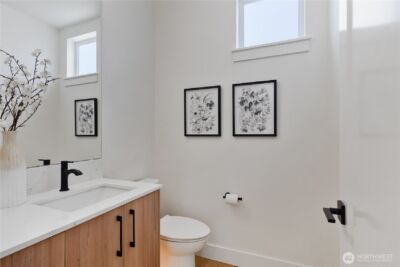 9013 14th Avenue SW, Seattle, WA 98106 - Photo 4