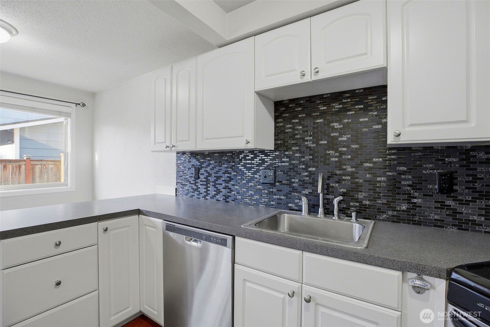 708 N L Street #2, Tacoma, WA 98403