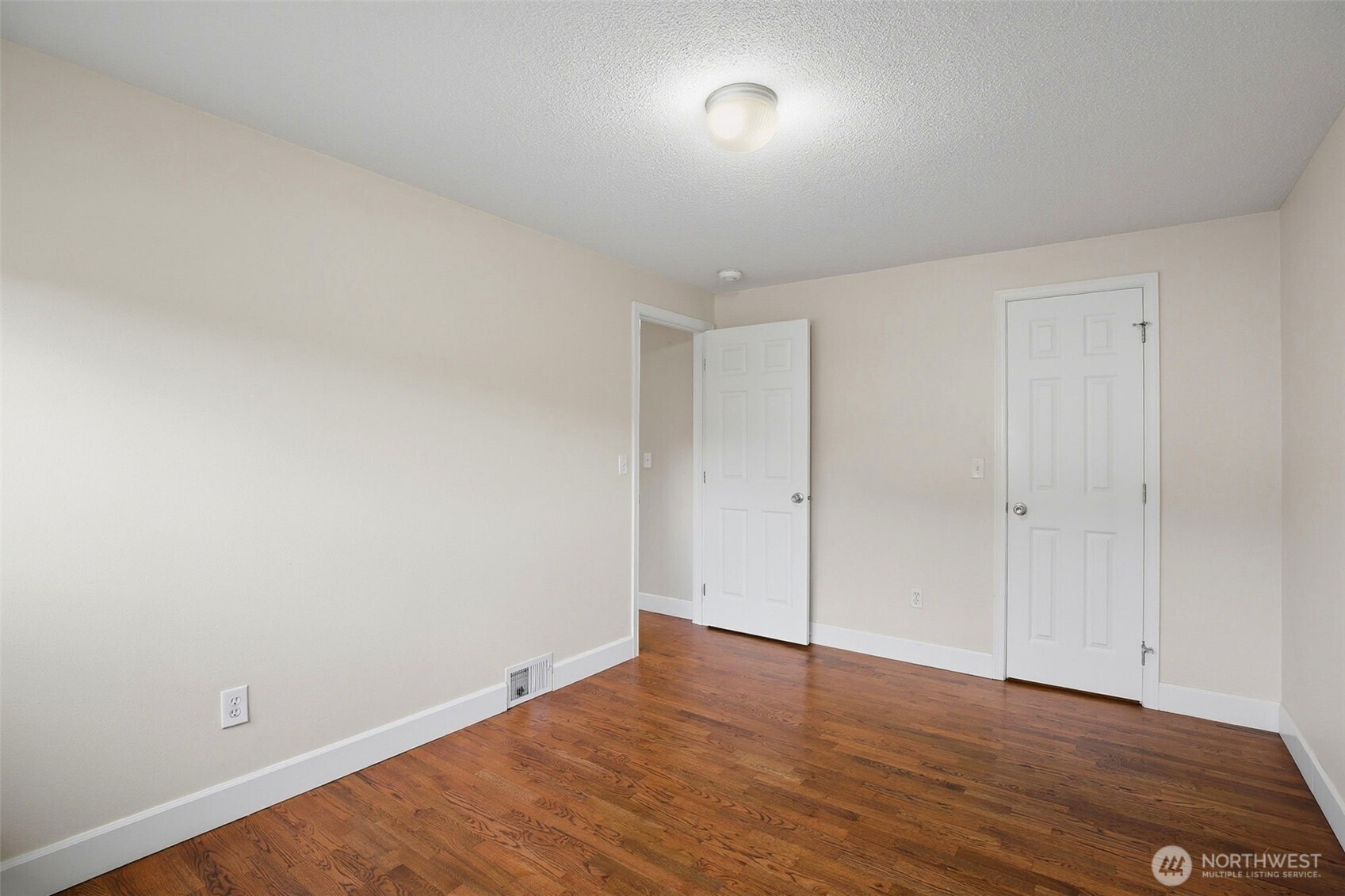 708 N L Street #2, Tacoma, WA 98403