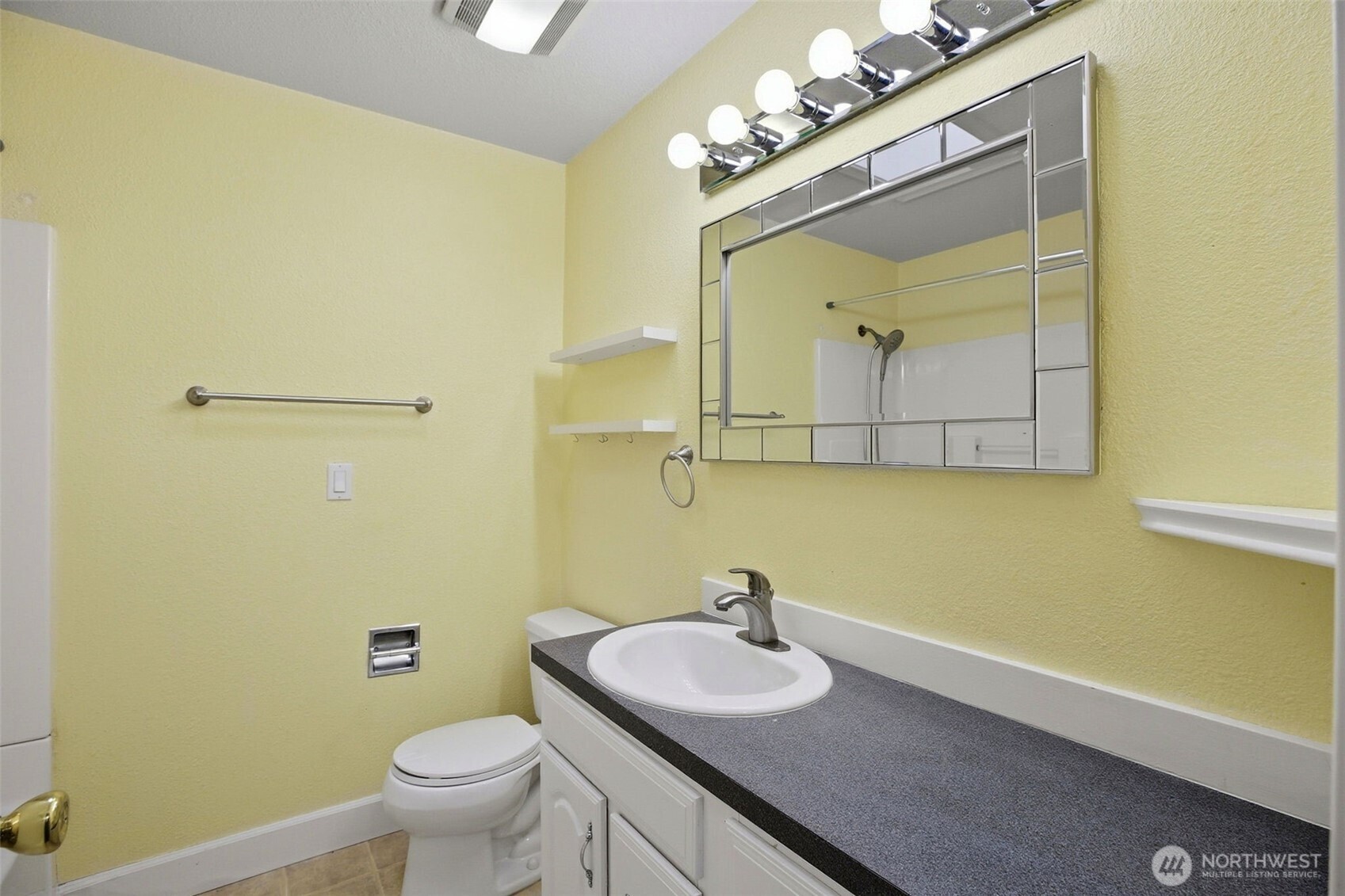 708 N L Street #2, Tacoma, WA 98403