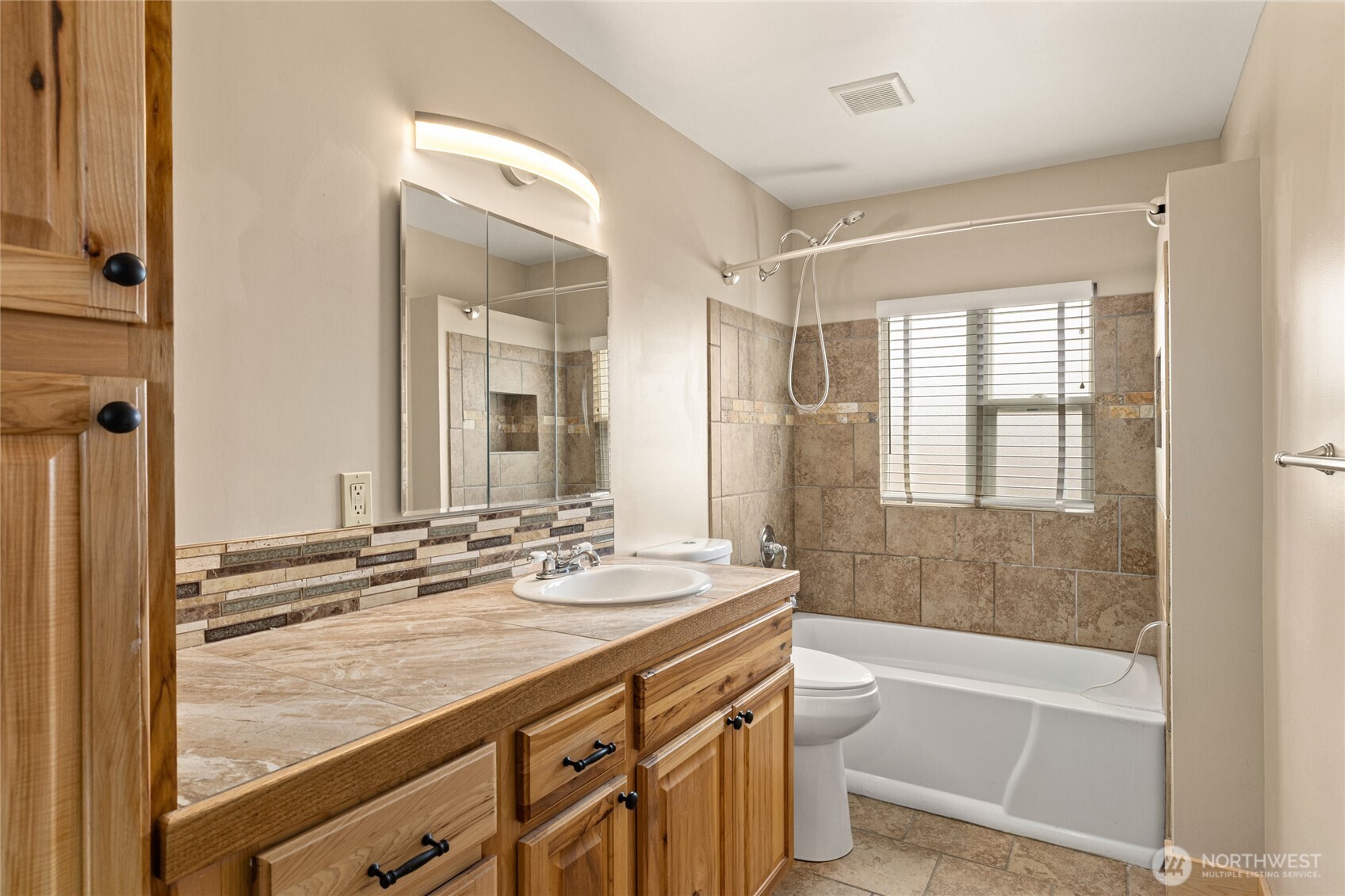 115 E Third Street , Cle Elum, WA 98922