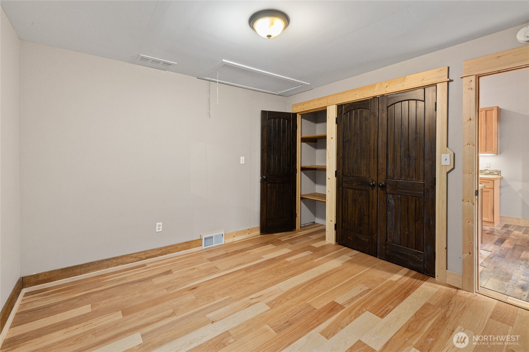 115 E Third Street , Cle Elum, WA 98922