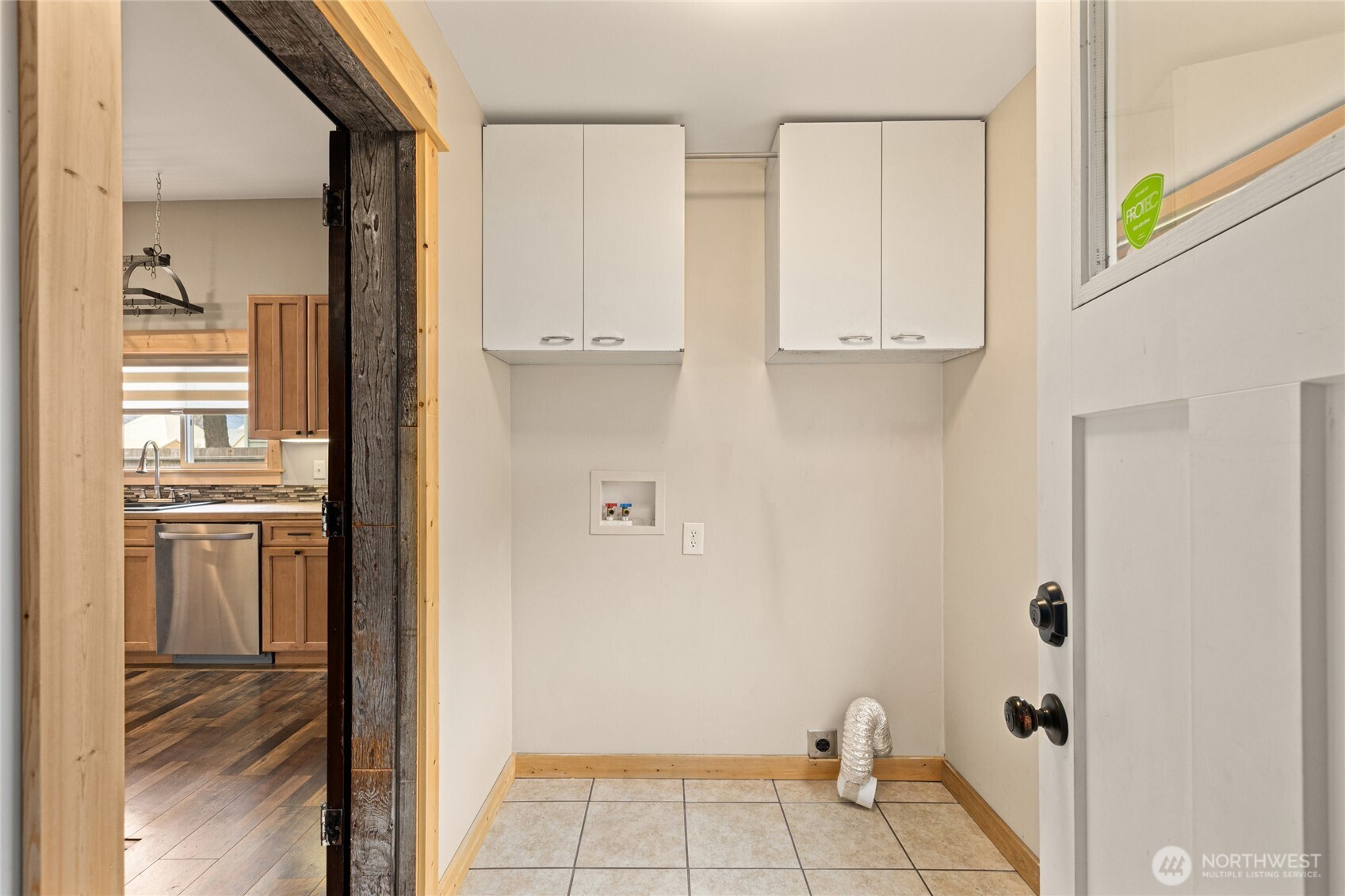 115 E Third Street , Cle Elum, WA 98922