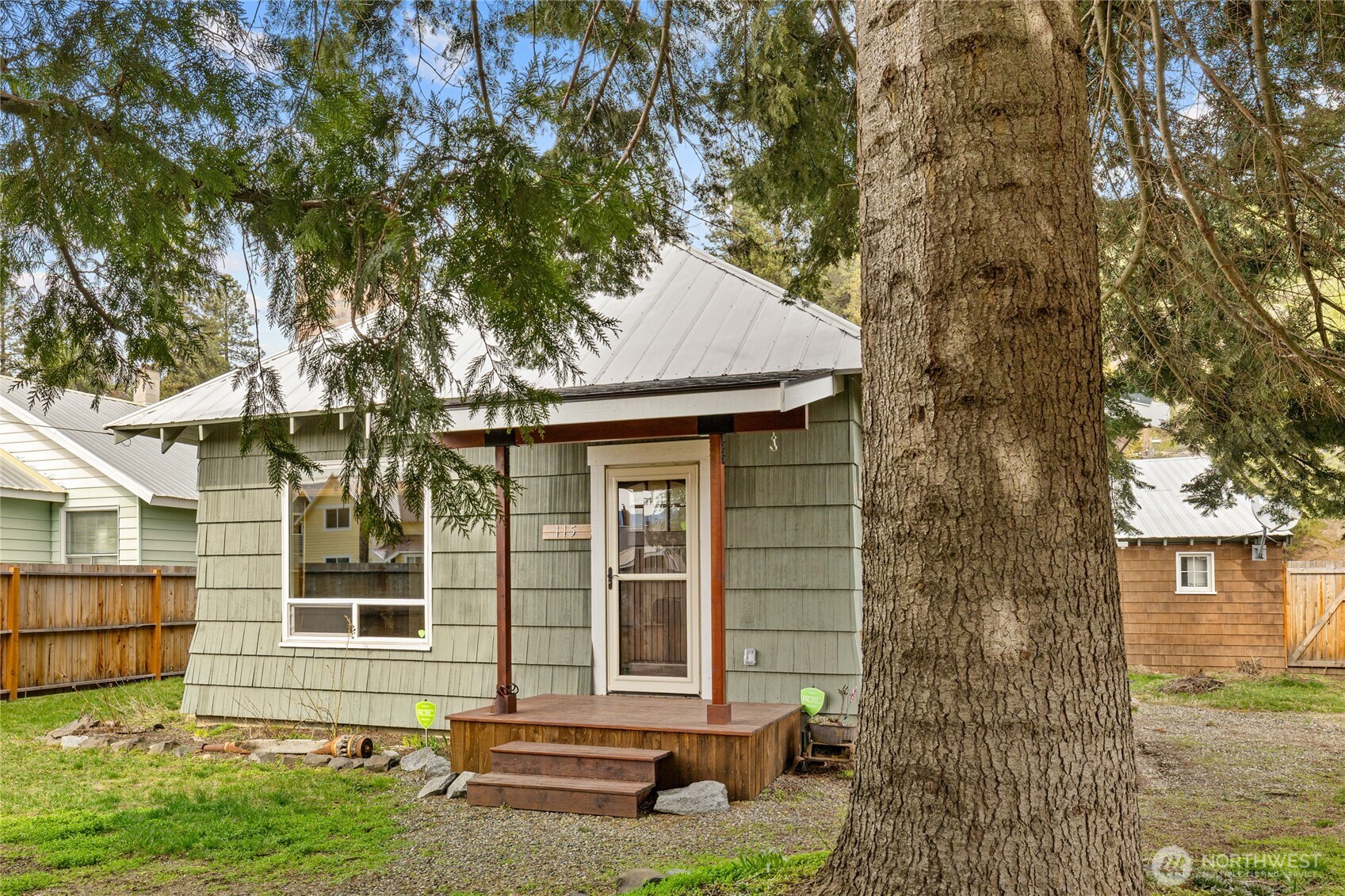 115 E Third Street , Cle Elum, WA 98922