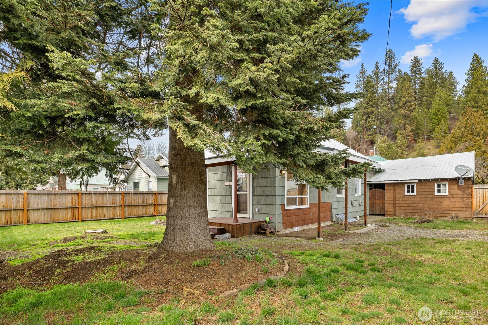 115 E Third Street , Cle Elum, WA 98922