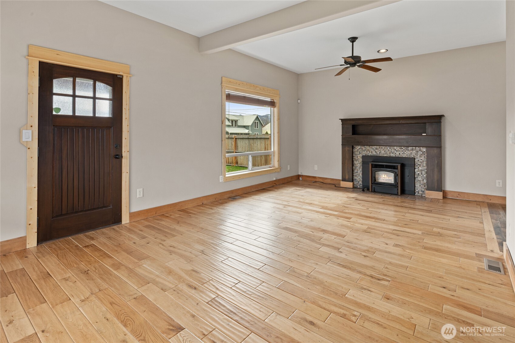 115 E Third Street , Cle Elum, WA 98922