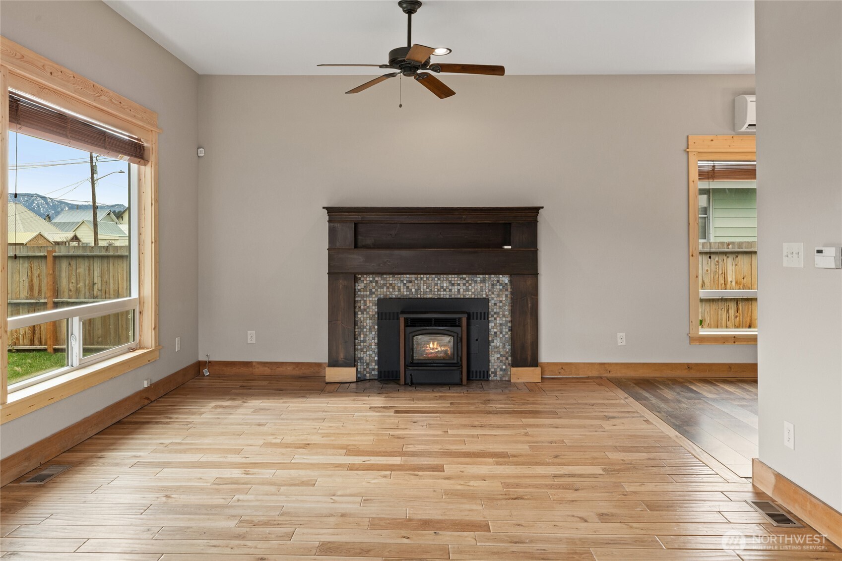 115 E Third Street , Cle Elum, WA 98922