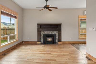 115 E Third Street , Cle Elum, WA 98922 - Photo 5