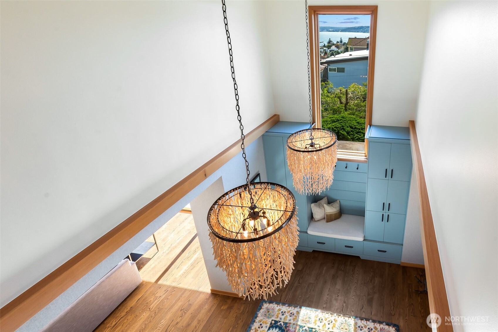 2506 W Halladay Street , Seattle, WA 98199