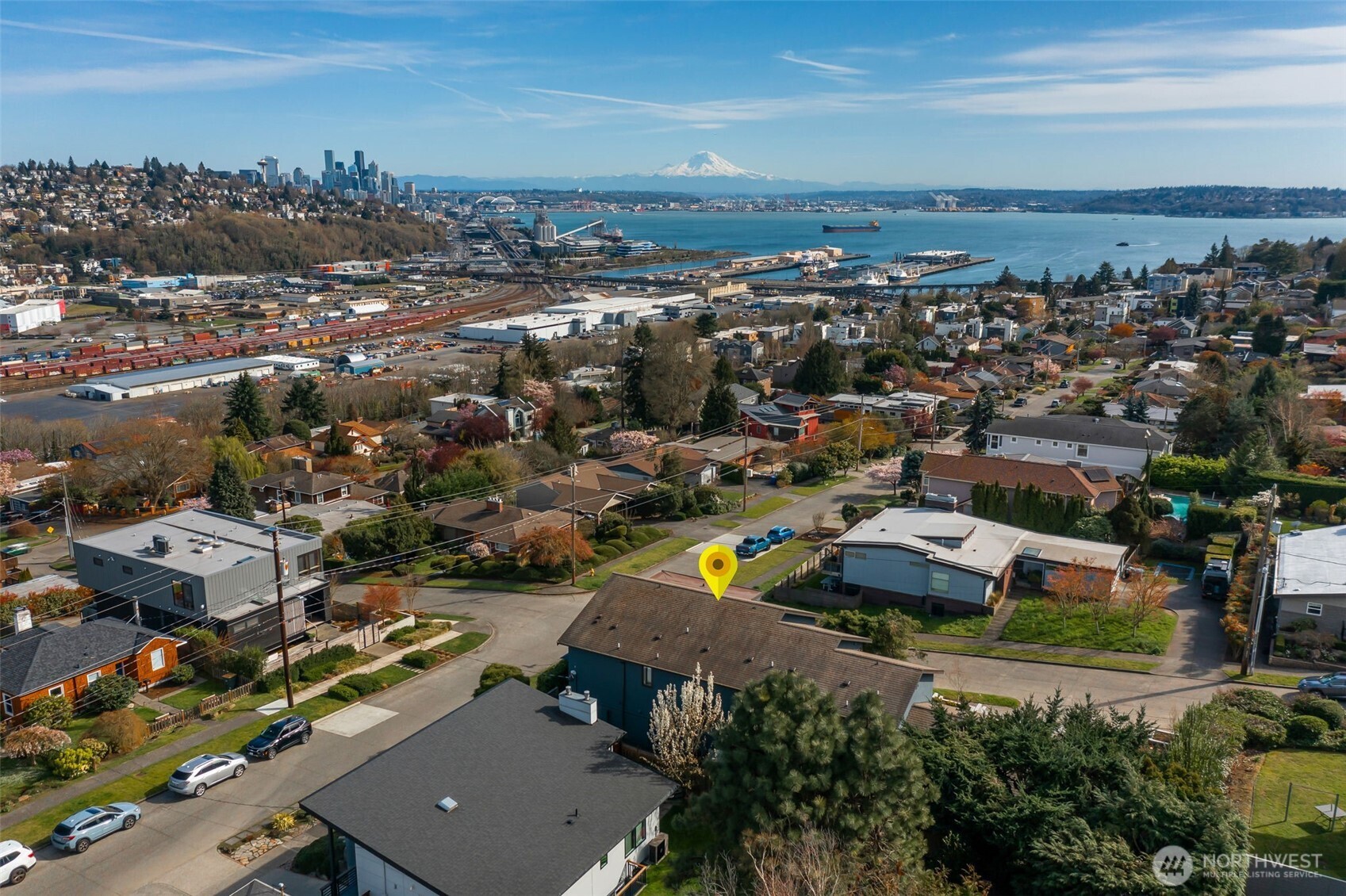2506 W Halladay Street , Seattle, WA 98199
