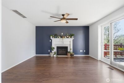 728 E Heritage Loop , La Center, WA 98629 - Photo 12