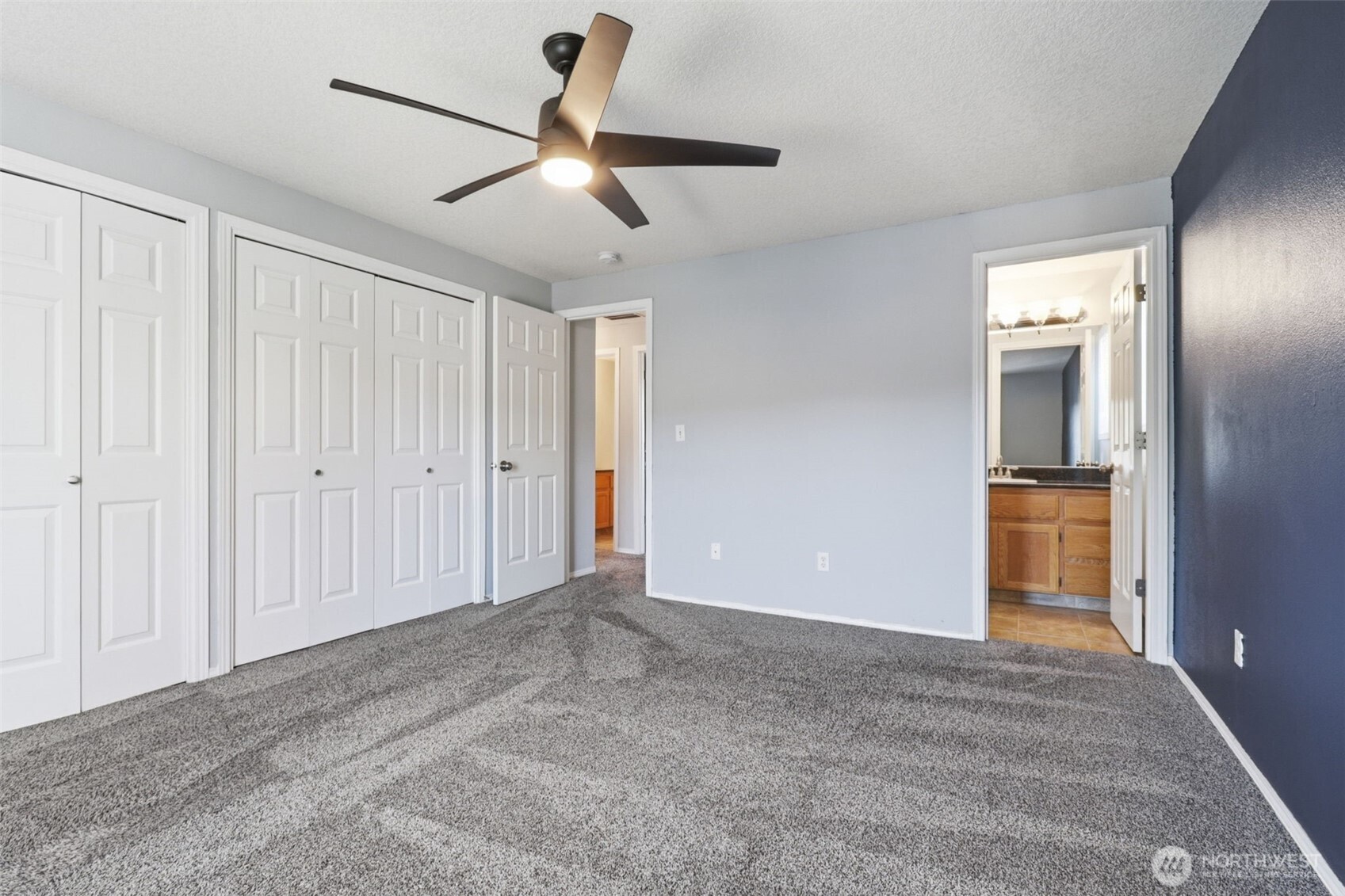 728 E Heritage Loop , La Center, WA 98629