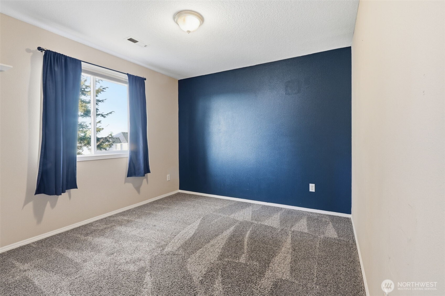 728 E Heritage Loop , La Center, WA 98629