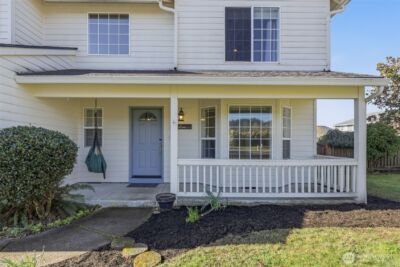 728 E Heritage Loop , La Center, WA 98629 - Photo 2