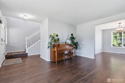 728 E Heritage Loop , La Center, WA 98629 - Photo 3