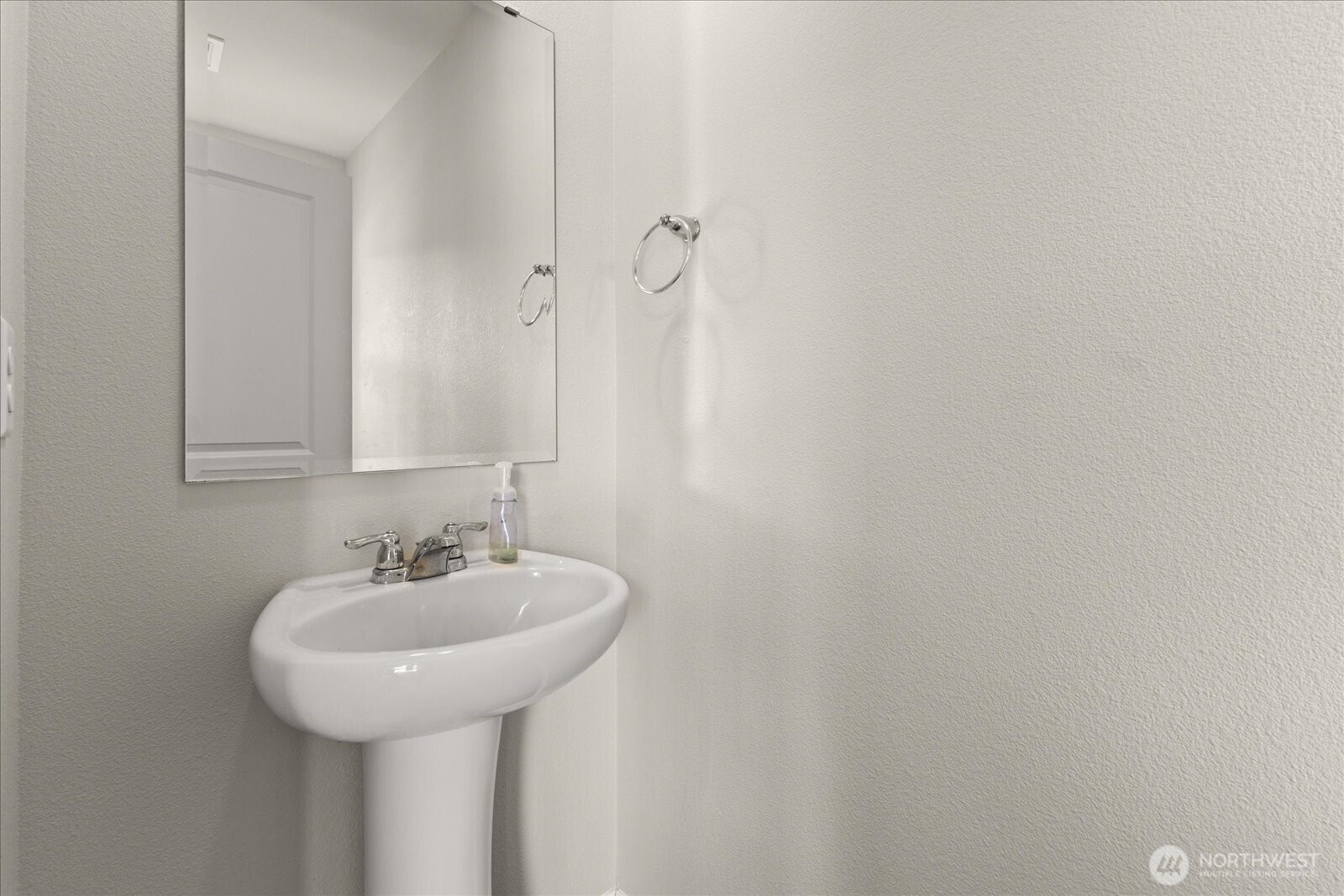 13477 195th Street E, Graham, WA 98338