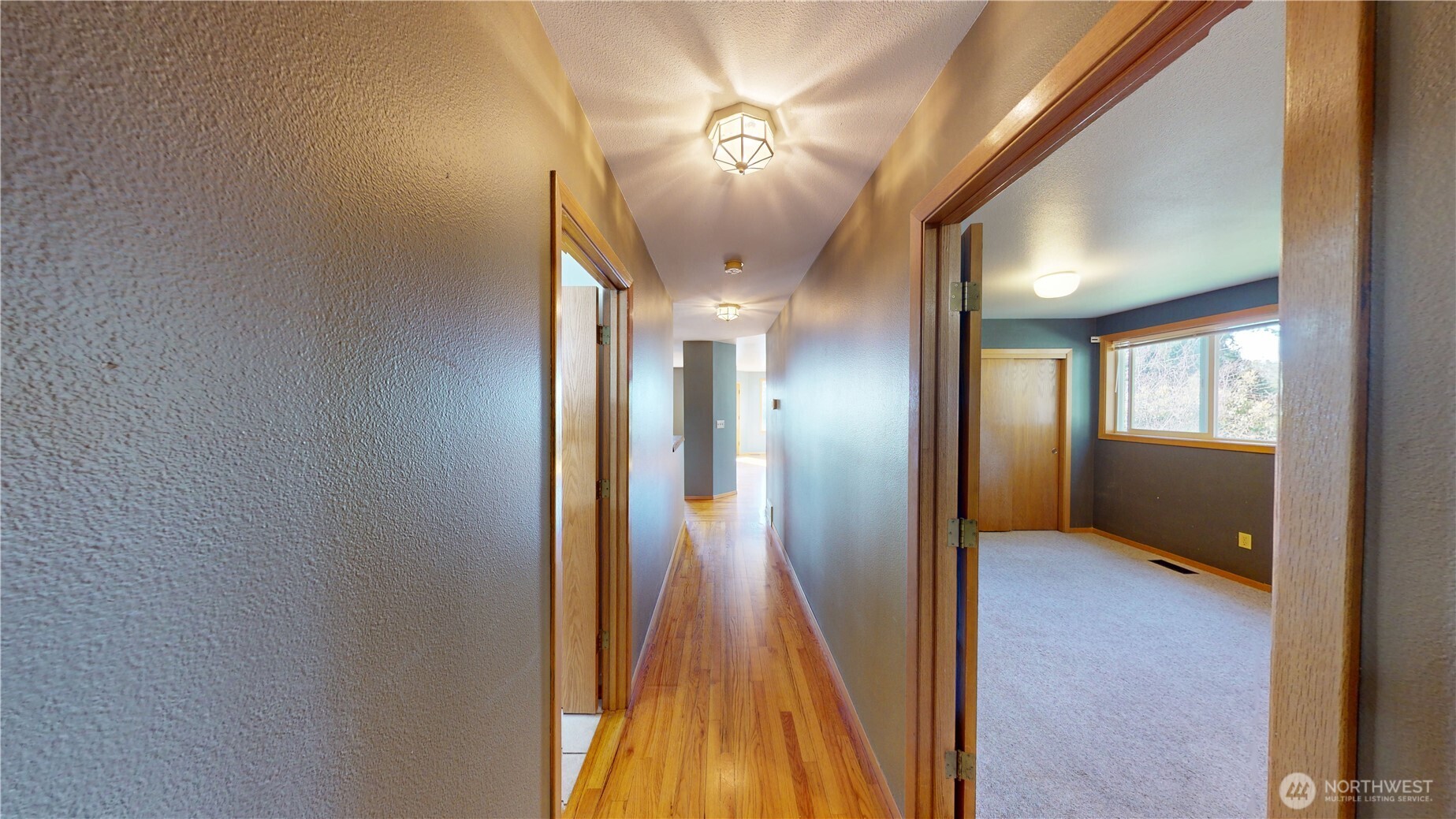 17290 Soundview Road , Mount Vernon, WA 98274