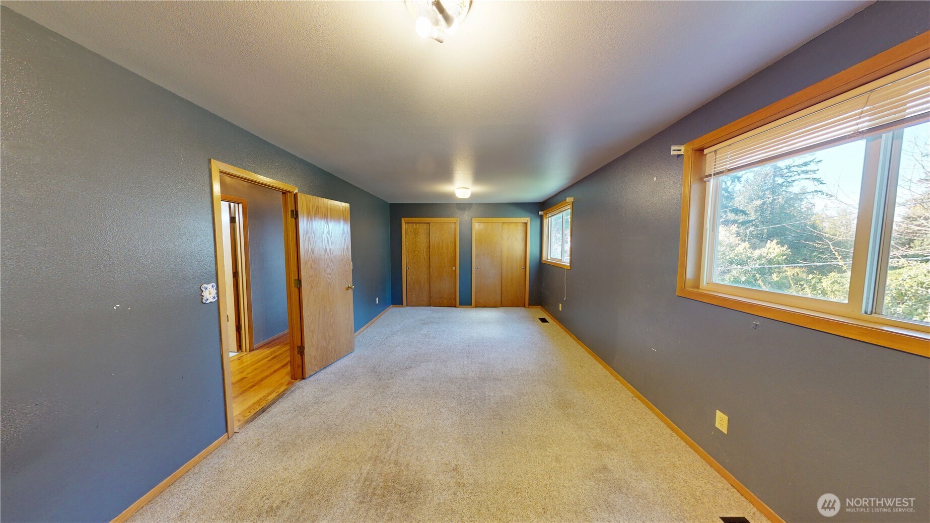 17290 Soundview Road , Mount Vernon, WA 98274