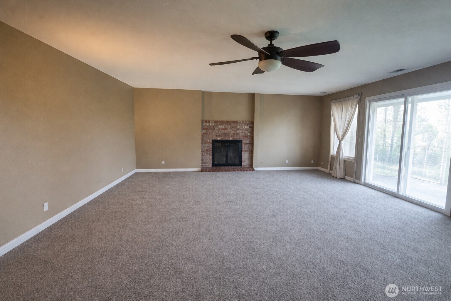 17290 Soundview Road , Mount Vernon, WA 98274