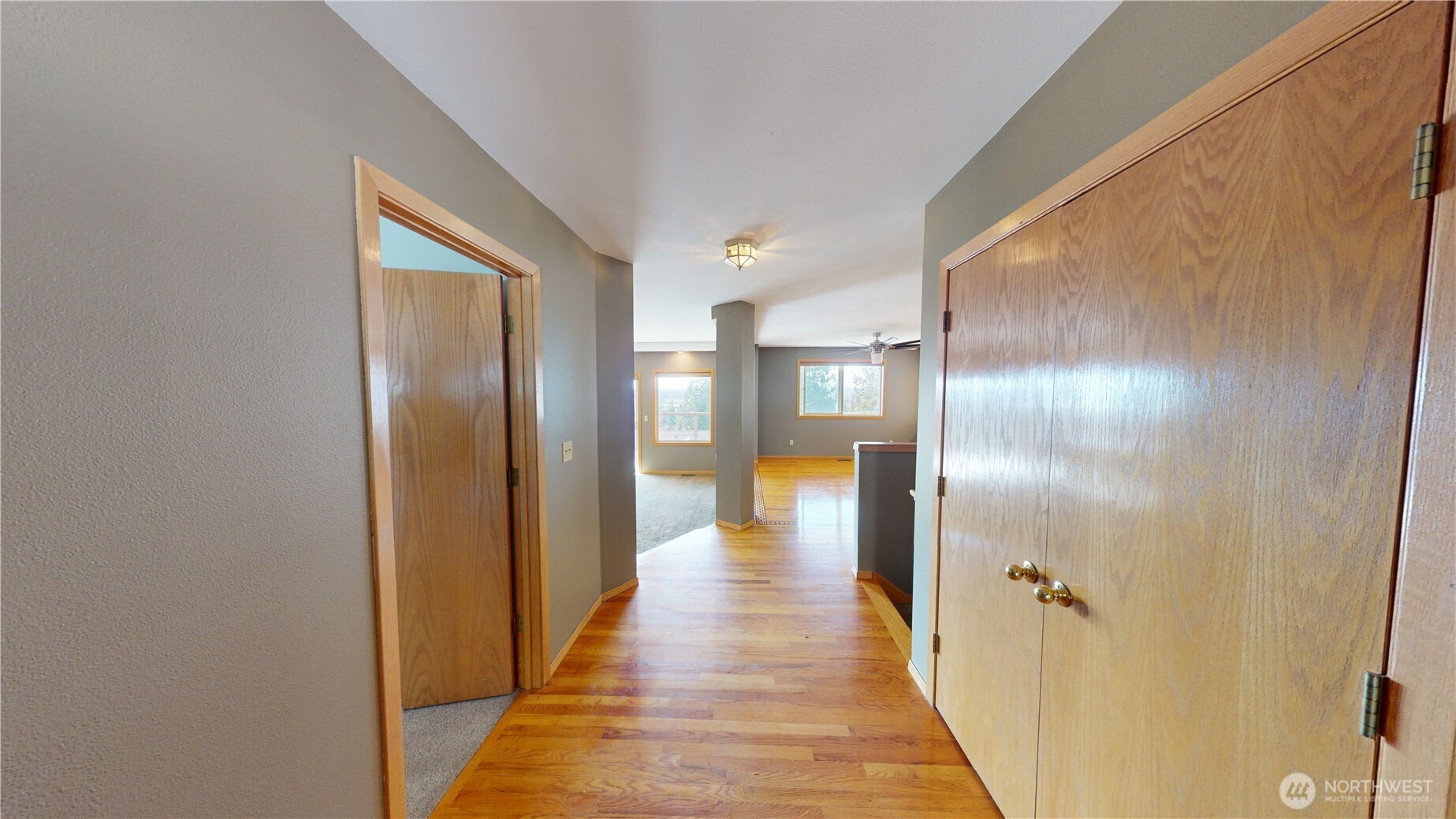 17290 Soundview Road , Mount Vernon, WA 98274