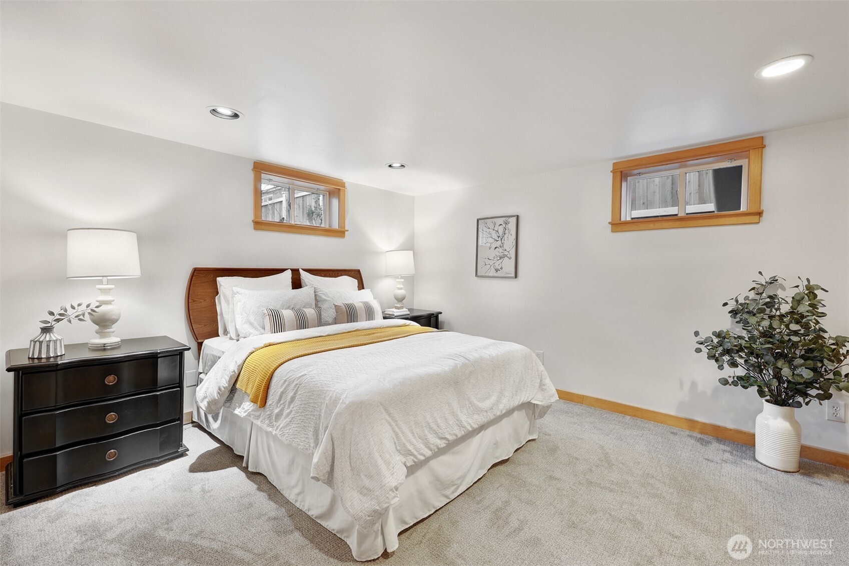 7525 17th Avenue NW, Seattle, WA 98117