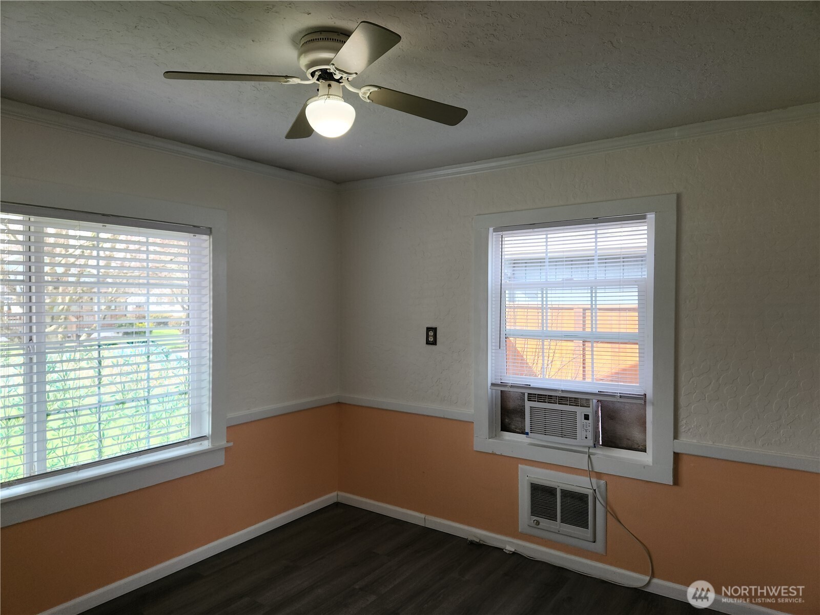 2902 Dover Street , Longview, WA 98632