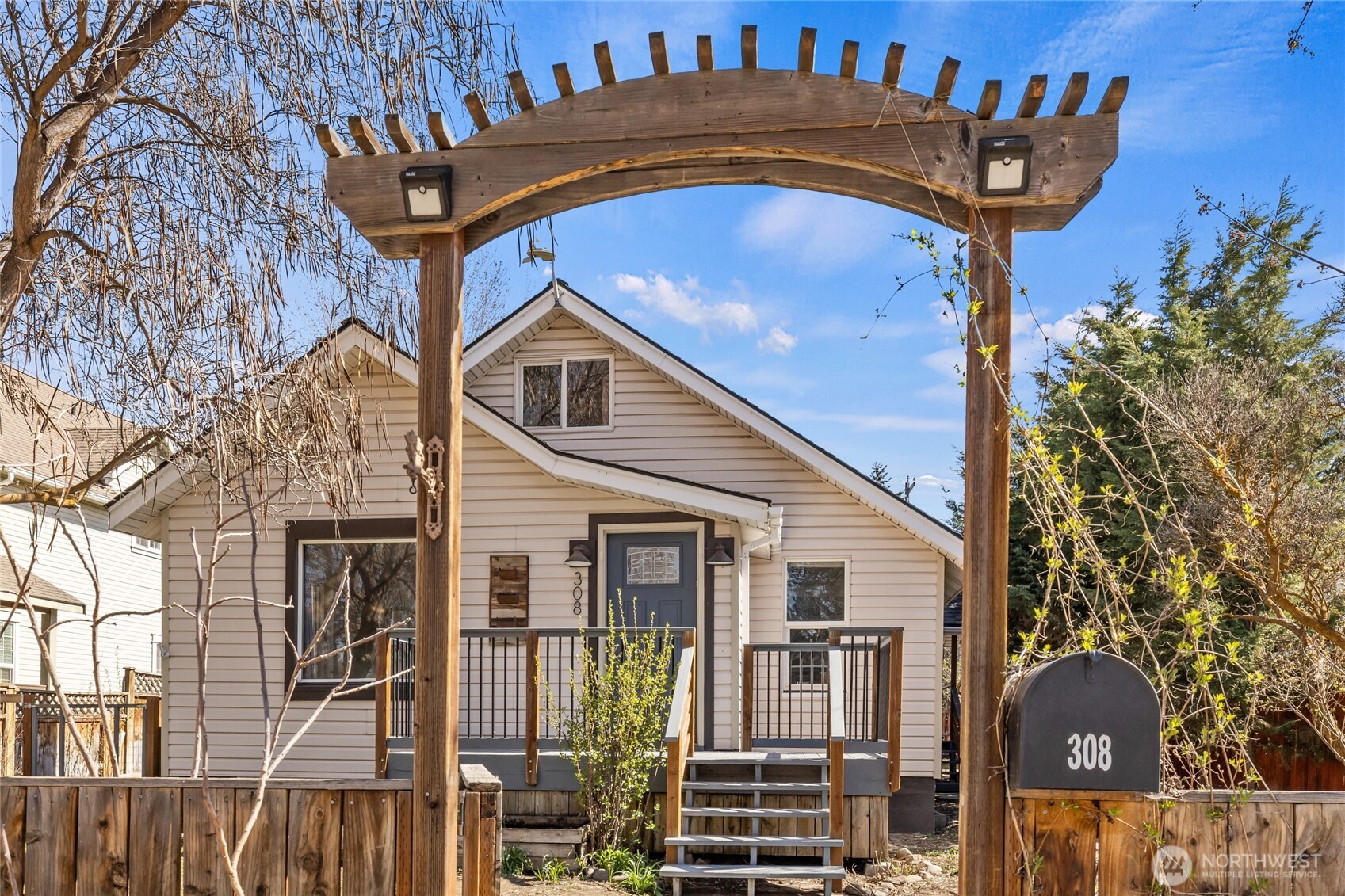 308 S Pearl Street , Ellensburg, WA 98926