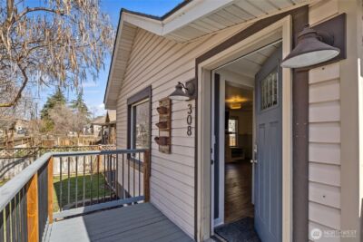 308 S Pearl Street , Ellensburg, WA 98926 - Photo 2