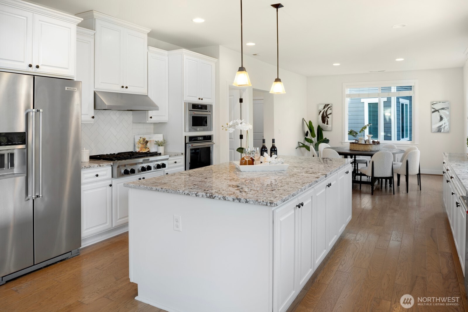 15903 98th Avenue NE, Bothell, WA 98011