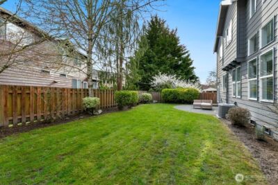 24023 SE 10th Street , Sammamish, WA 98075 - Photo 37