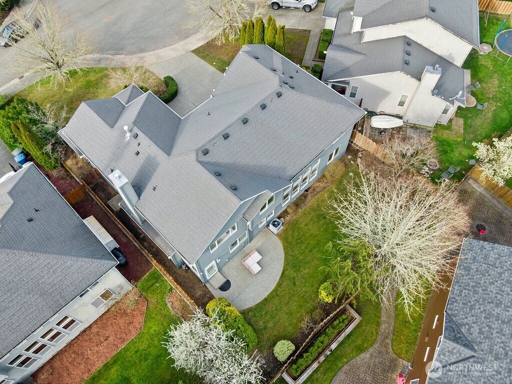24023 SE 10th Street , Sammamish, WA 98075