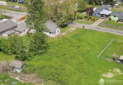 2606 16th Avenue NW, Puyallup, WA 98371 - Photo 2