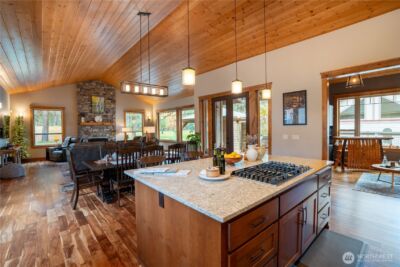 9047 Icicle Road , Leavenworth, WA 98826 - Photo 3