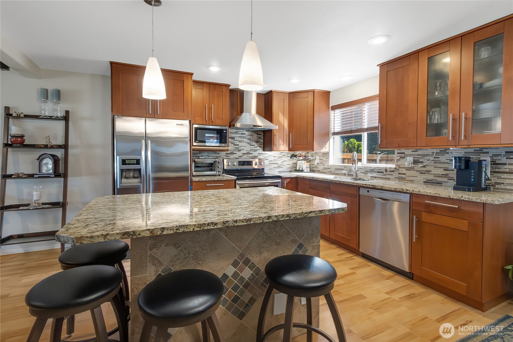 14305 14307 107th Avenue Ct E, Puyallup, WA 98374