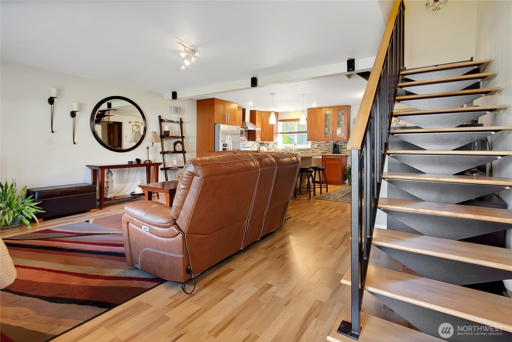 14305 14307 107th Avenue Ct E, Puyallup, WA 98374