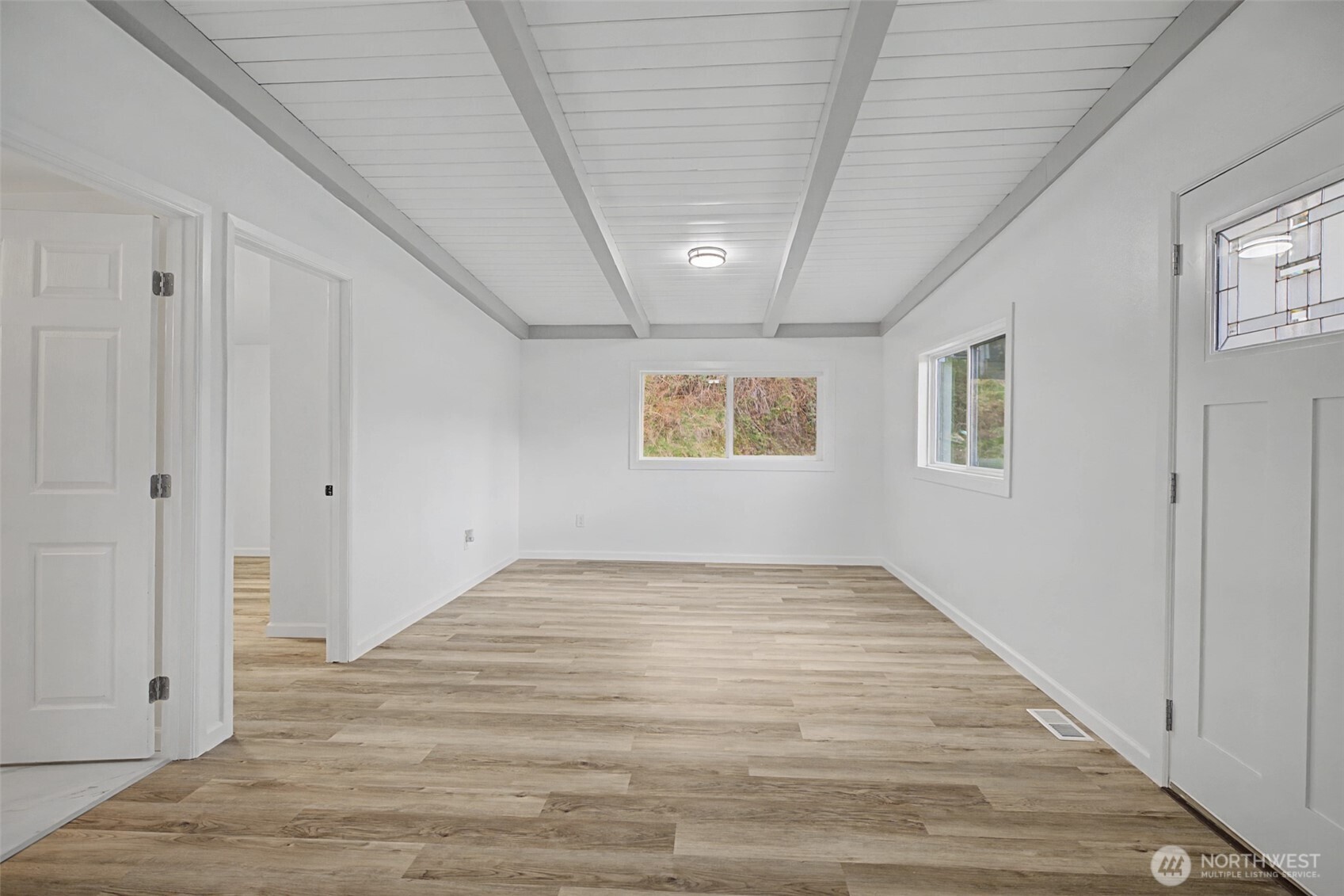 9406 Glencove Road NW, Gig Harbor, WA 98329