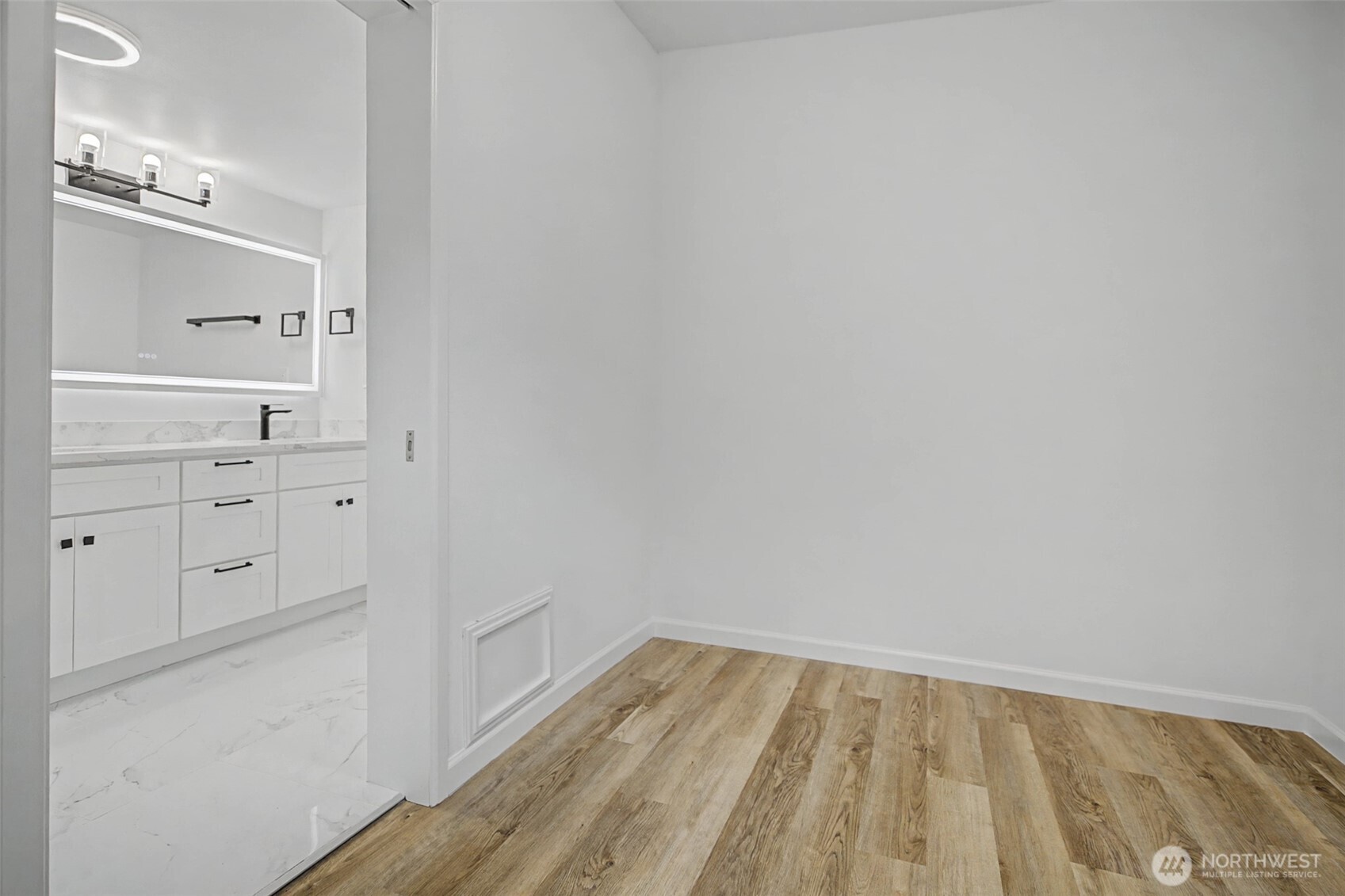 9406 Glencove Road NW, Gig Harbor, WA 98329