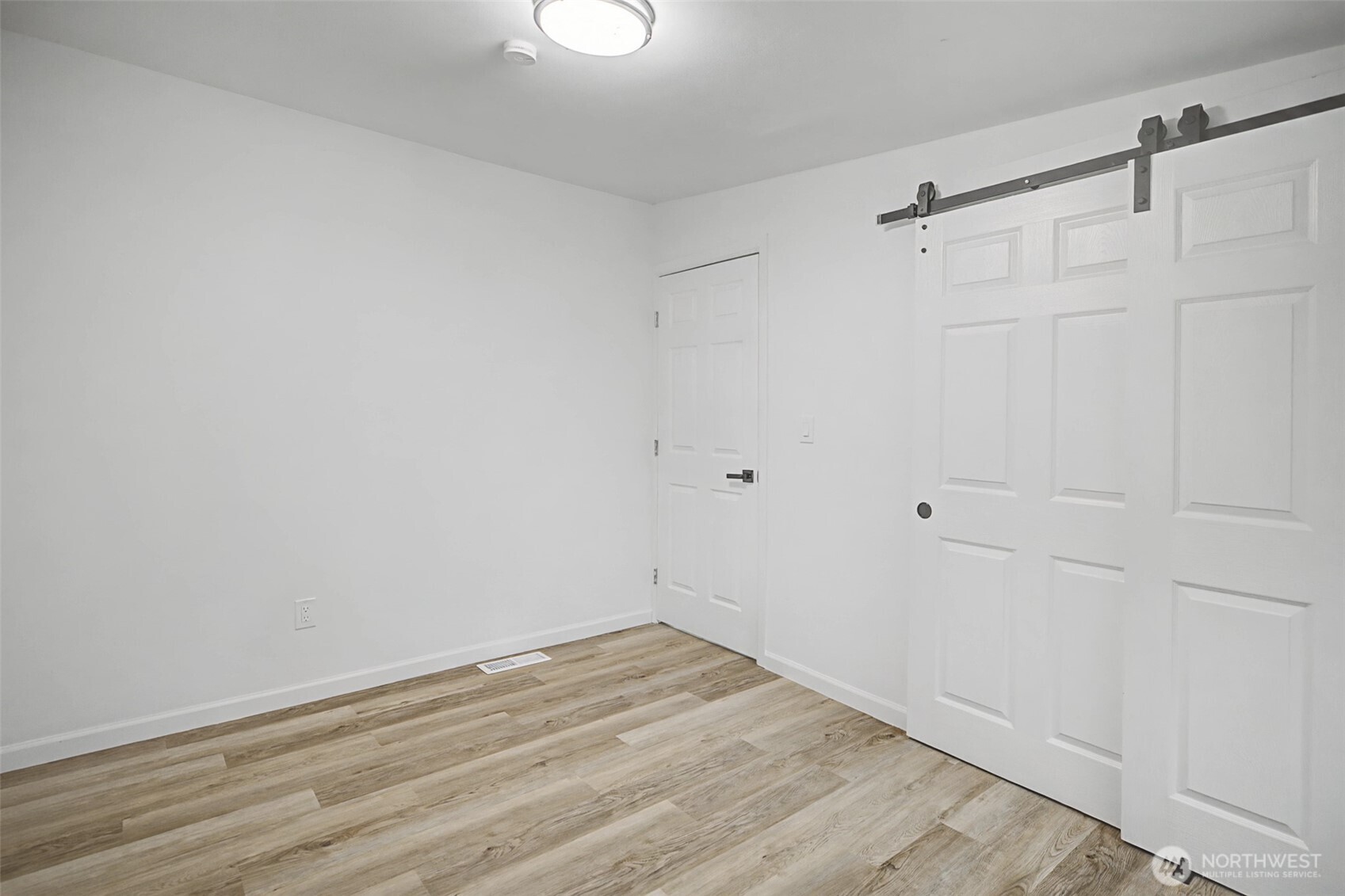 9406 Glencove Road NW, Gig Harbor, WA 98329