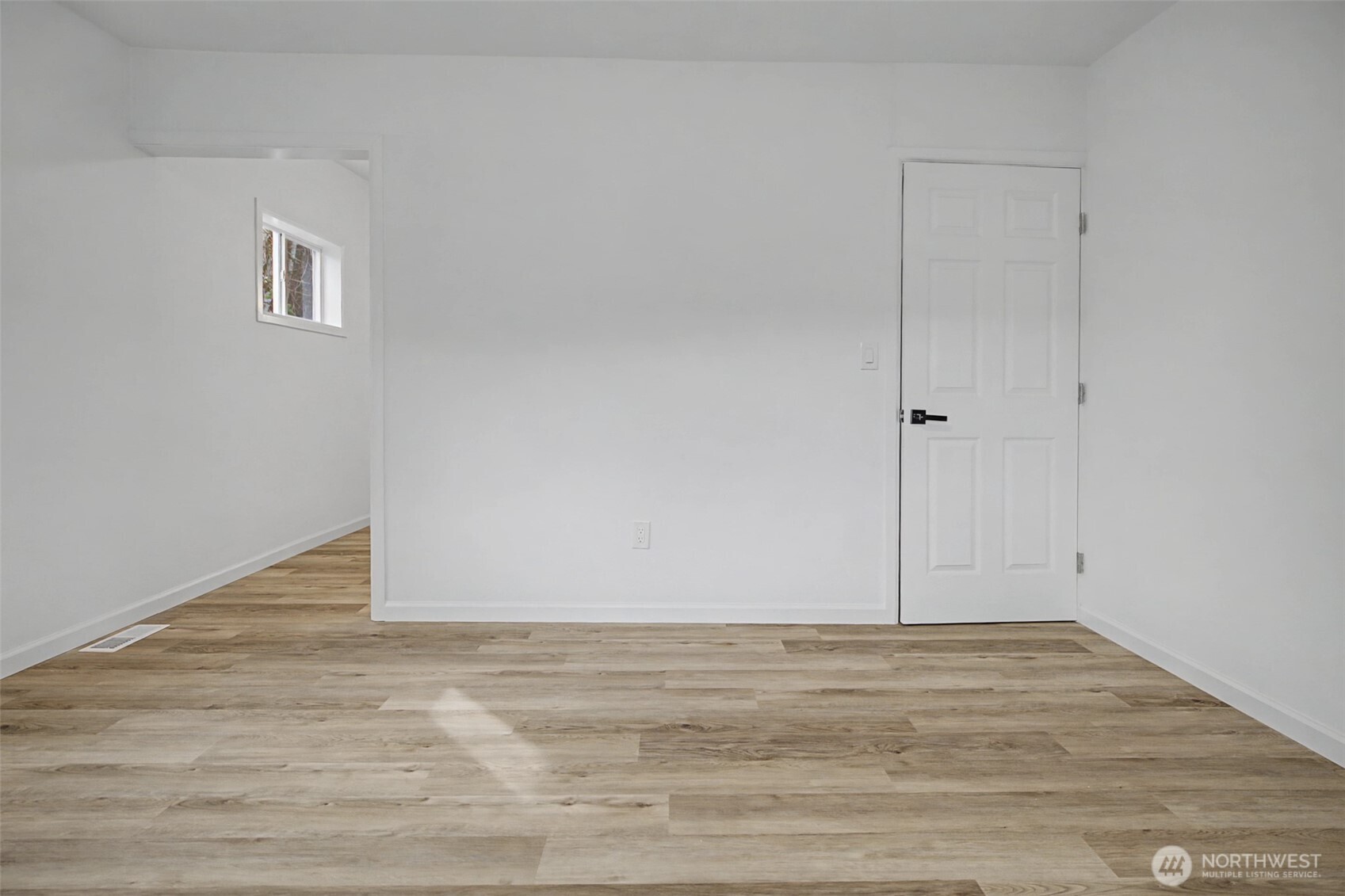 9406 Glencove Road NW, Gig Harbor, WA 98329